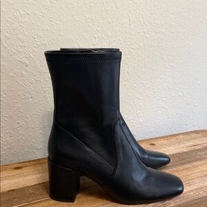 Silent D Black Boots